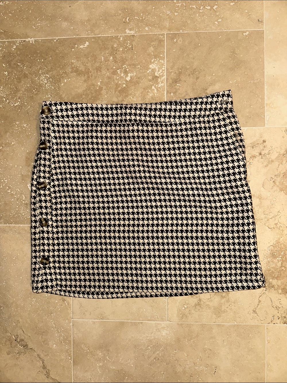Sugarlips Black & White Houndstooth Mini Skirt with Side Buttons